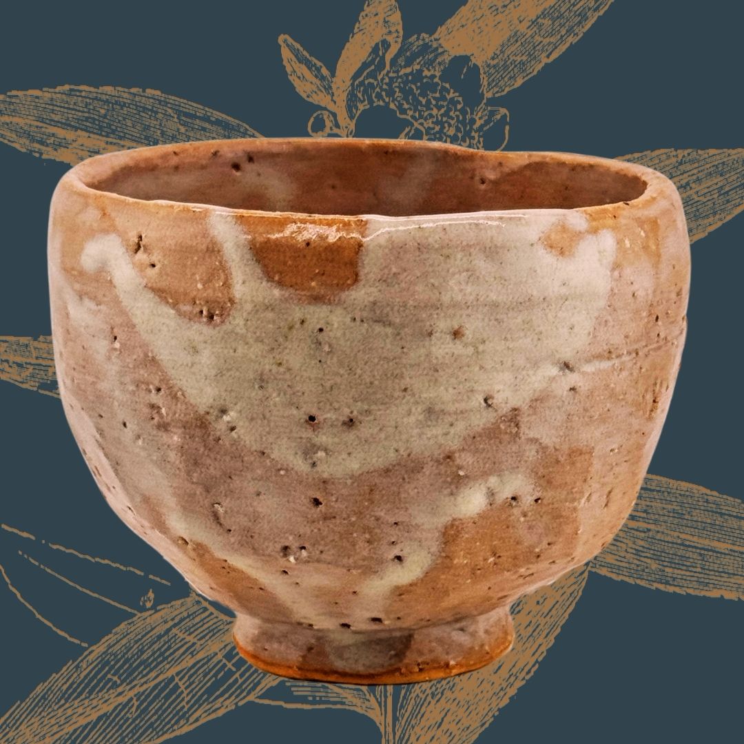 Holzbrand Chawan – signierte Matchaschale in Wan-nari Form