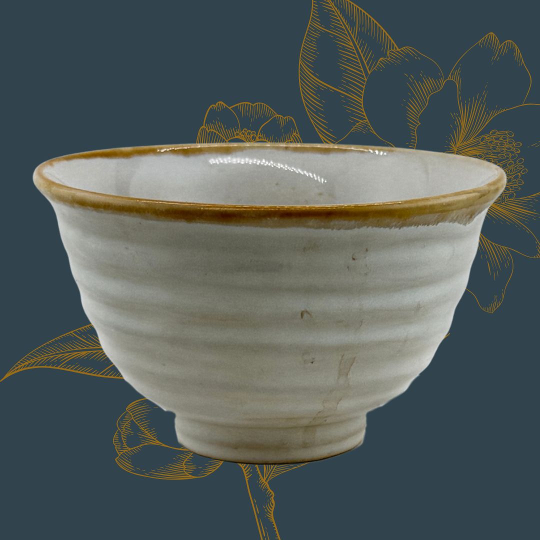 Japanische Matcha-Schale in heller Mino-Yaki Ästhetik (美濃焼)