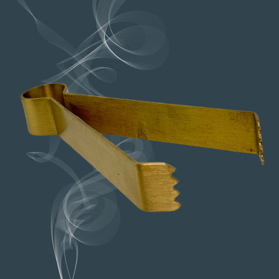 Räucherzange aus Messing – Handgefertigte Zange für Kohle & Harze