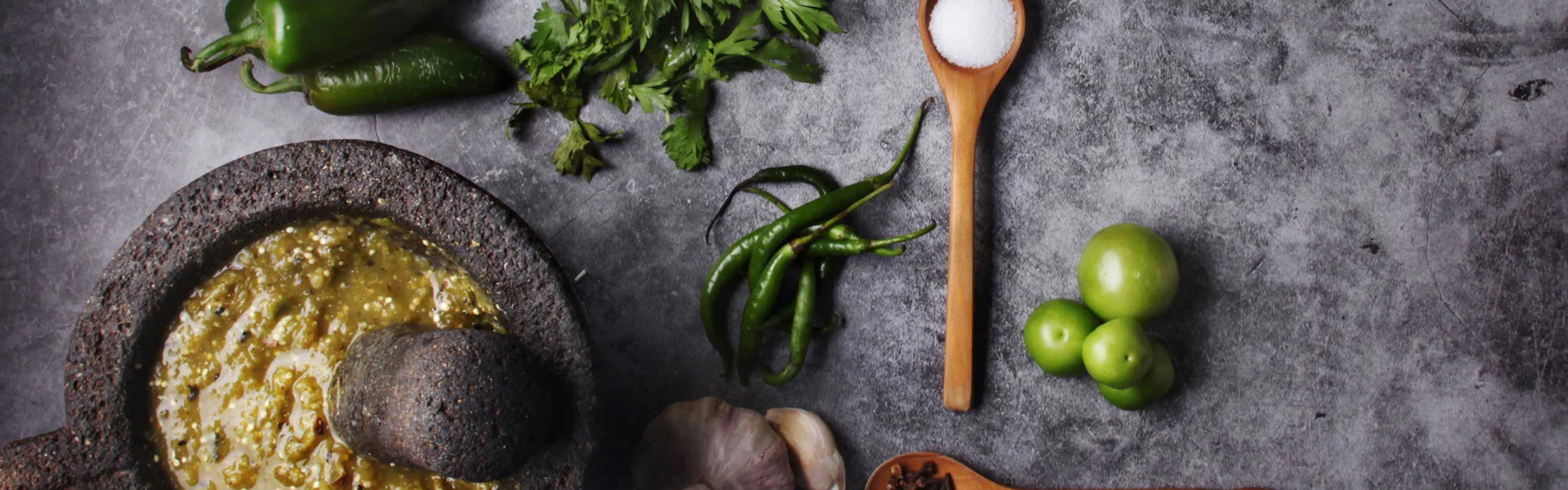 Scharfe Saucen mit Tee