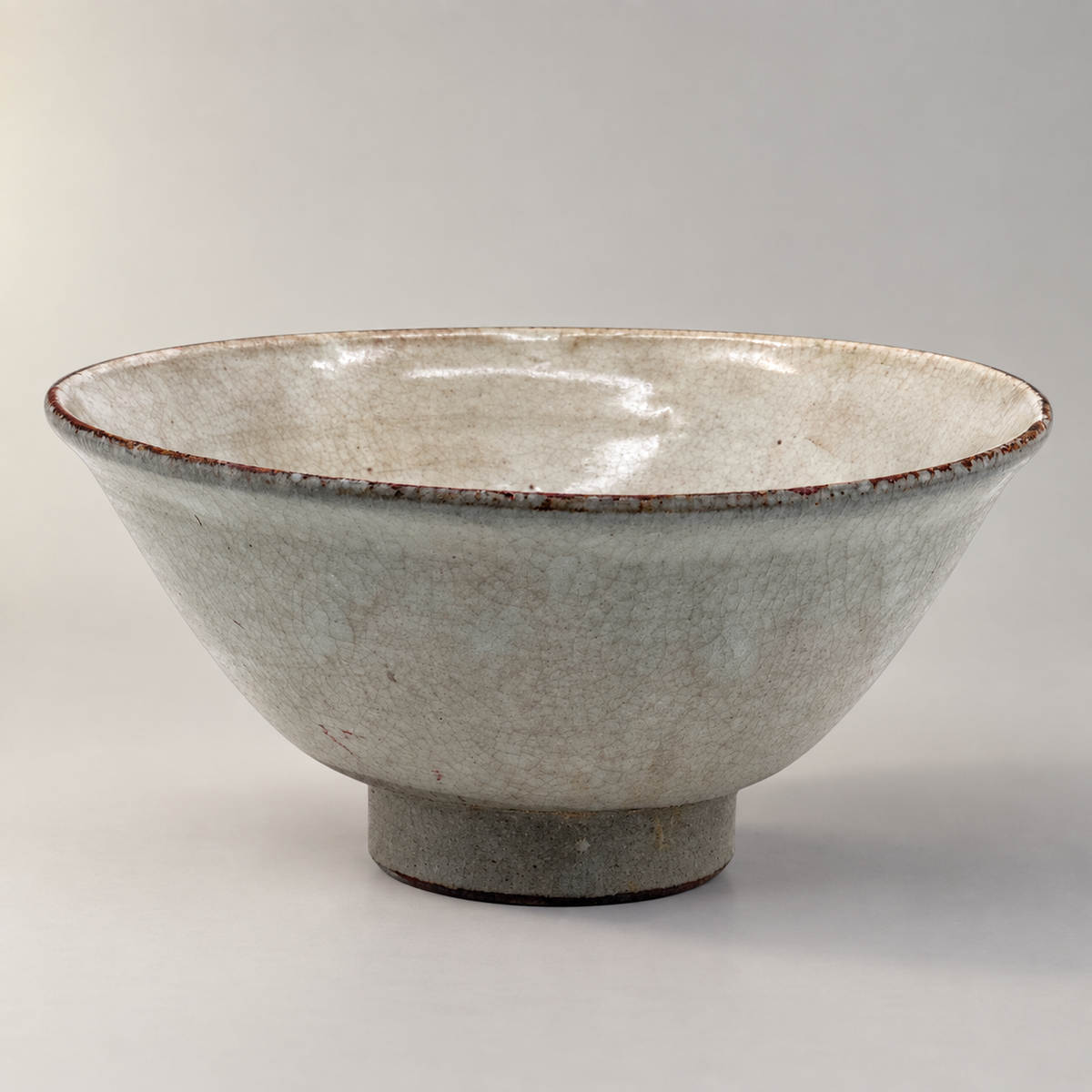 Kohiki Asahi-gata Chawan – Produktansicht 1 auf neutralem Hintergrund