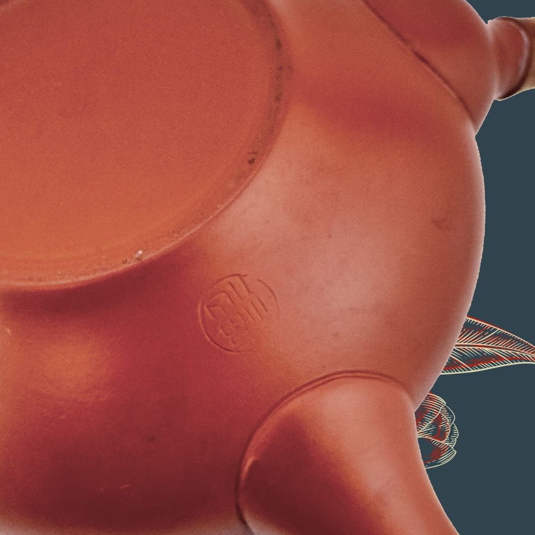 Japanische Shudei Kyūsu – signierte Seitengriff-Teekanne aus Rotton