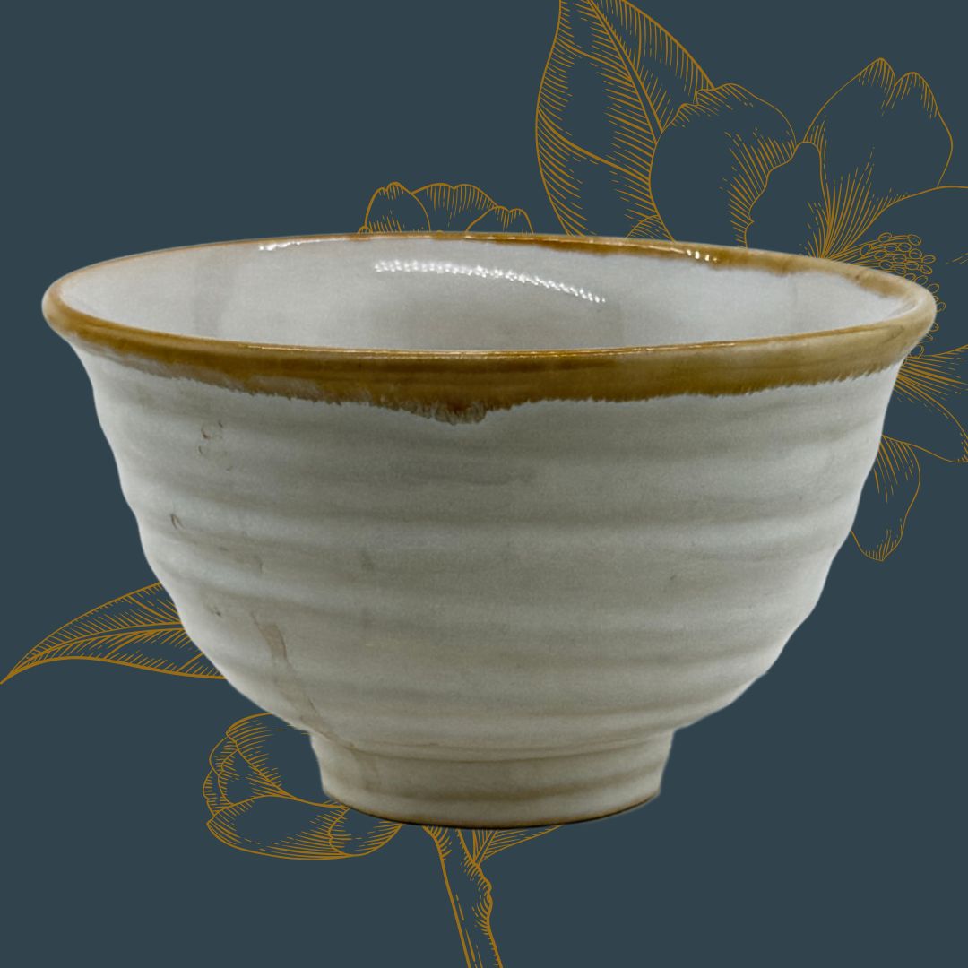 Japanische Matcha-Schale in heller Mino-Yaki Ästhetik (美濃焼)