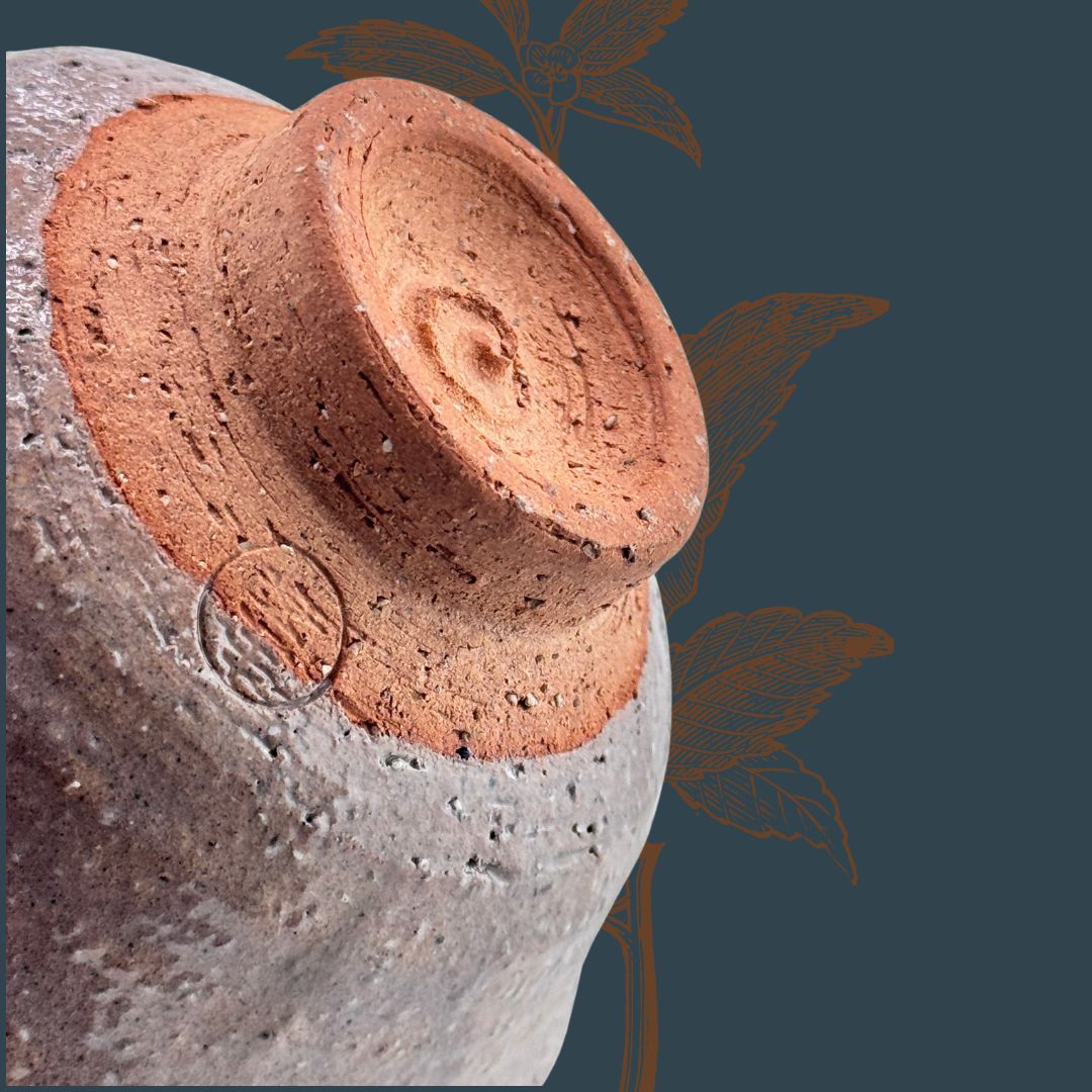 Matcha-Schale Chawan –  Ido-gata, Holzbrand, signiert, handgedreht