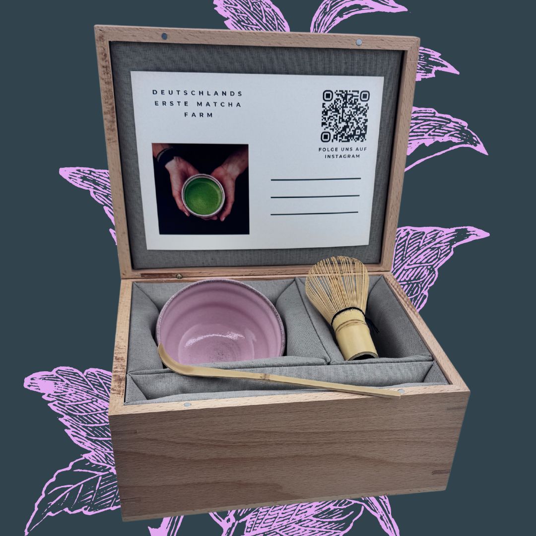 Matcha Geschenk Set Sakura – Handgefertigte Edition mit edler Vollholzkiste