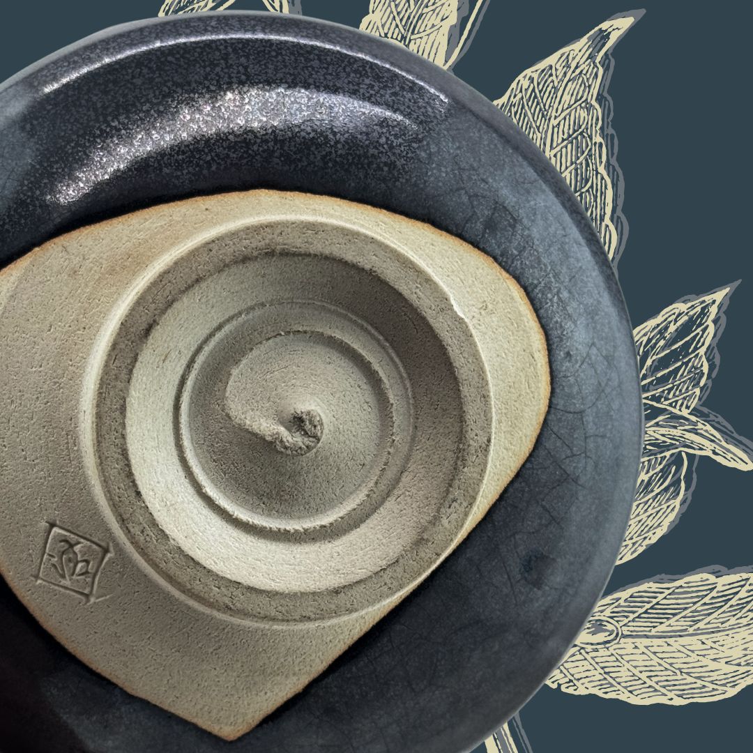 Schwarze Matcha-Schale, Tenmoku-Stil, handgefertigt, signiert Goki-Gata