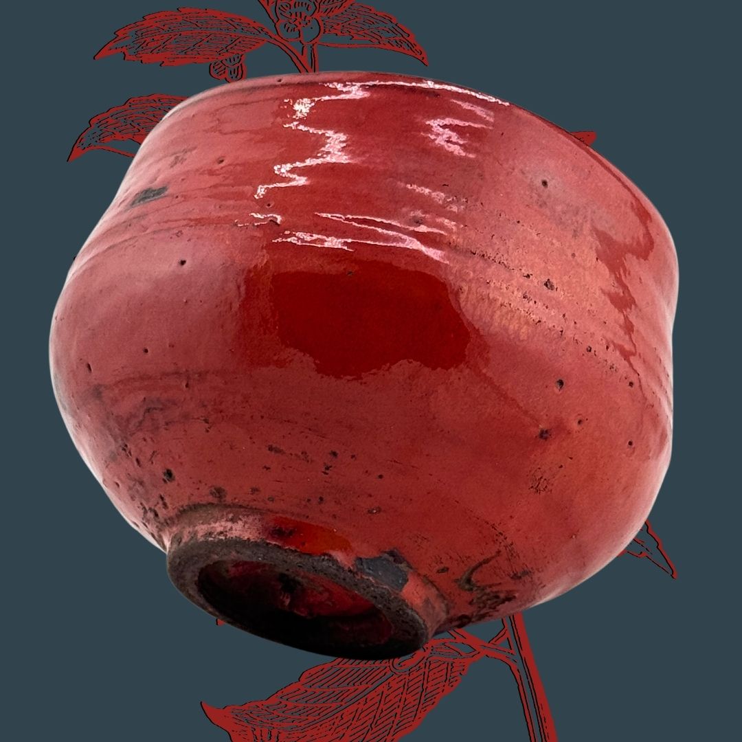 Aka-Raku Chawan – zinnoberrote japanische Matchaschale aus der Shōwa-Zeit