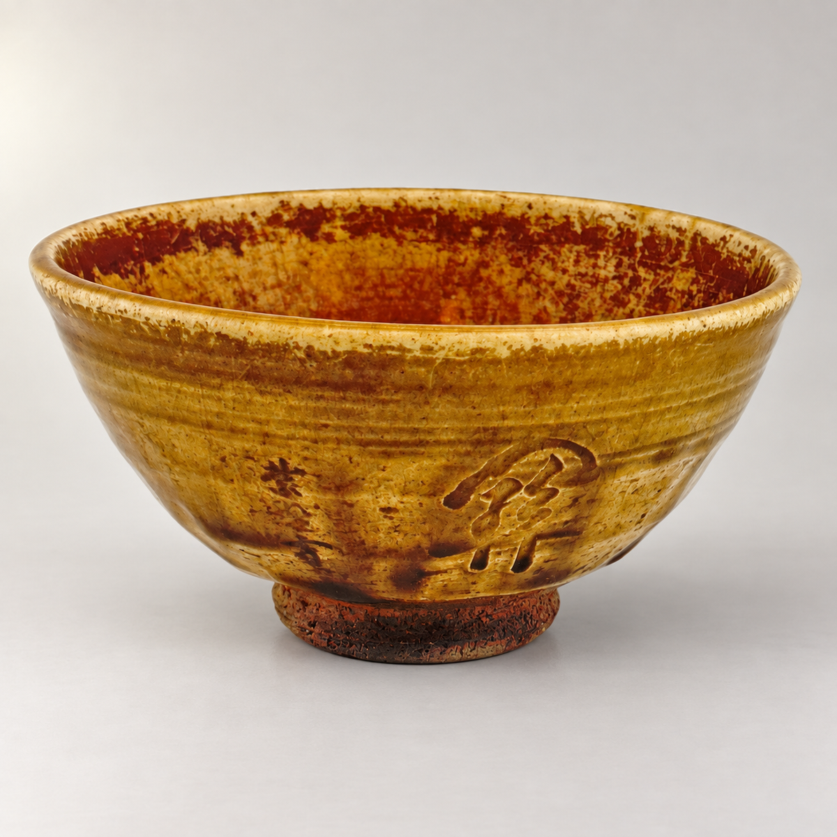 Chawan in Ki-Seto-Tradition – Produktansicht 5 auf neutralem Hintergrund