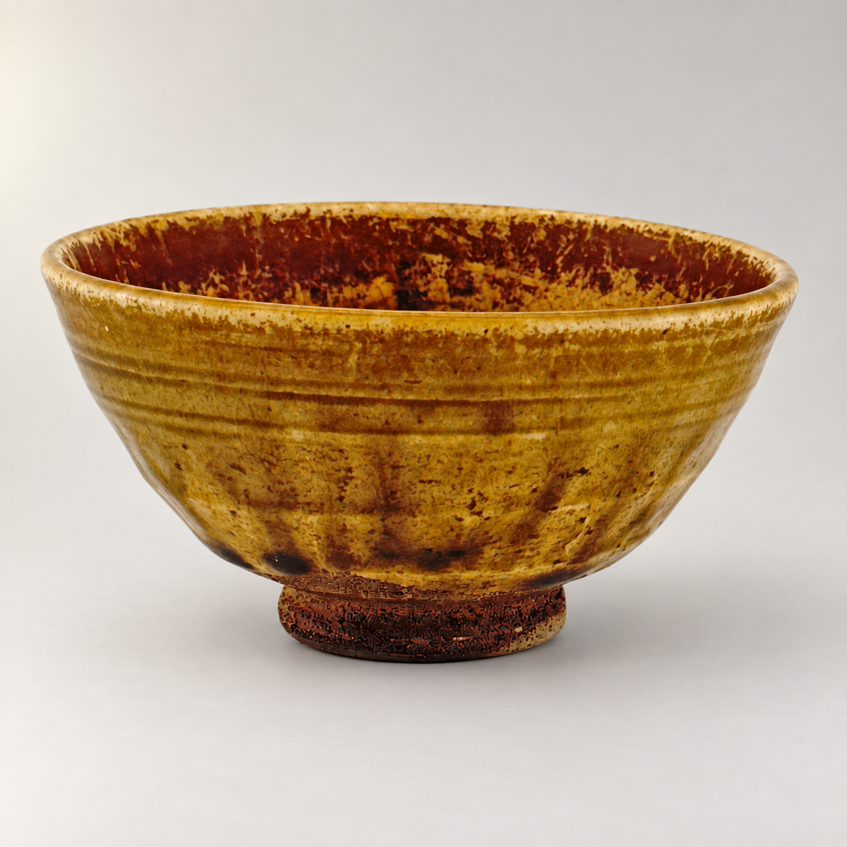 Chawan in Ki-Seto-Tradition – Produktansicht 10 auf neutralem Hintergrund